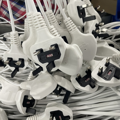 Cáp điện đồng nguyên chất PVC dành cho xe có phích cắm